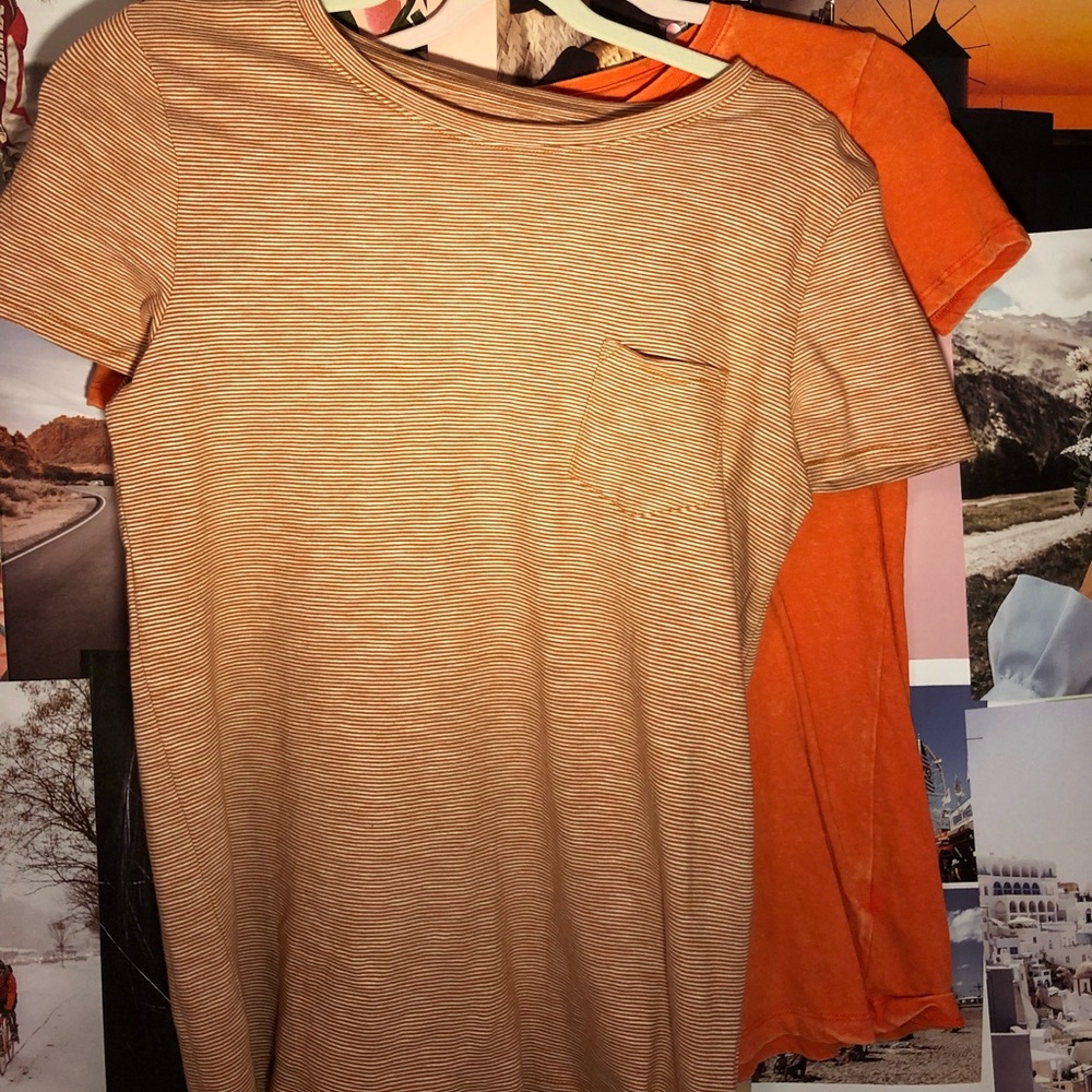★🧡★ Set of two Basic Tees ★🧡★
